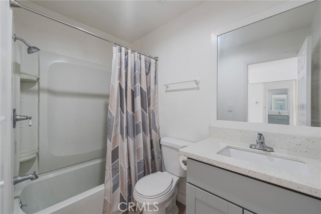 Detail Gallery Image 16 of 37 For 1250 S Brookhurst St #2033,  Anaheim,  CA 92804 - 3 Beds | 2 Baths
