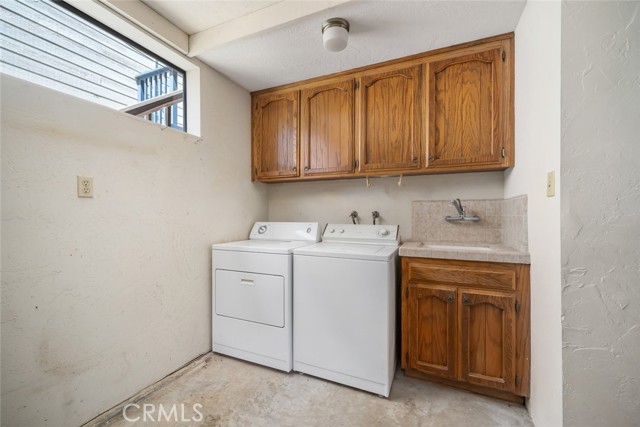 373 Bristol Street, Cambria CA: https://media.crmls.org/medias/8e7fe3f6-6a3b-45b9-9ac3-d5aac014ff2c.jpg