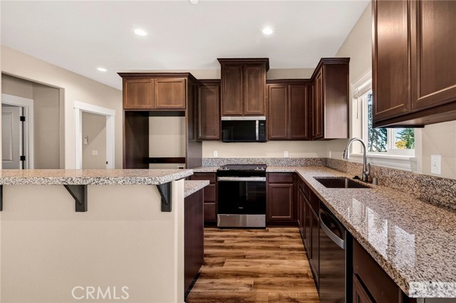 7083 Pentz Road, Paradise CA: https://media.crmls.org/medias/8e806f0d-b676-43a9-85fd-8d7c36078ec9.jpg