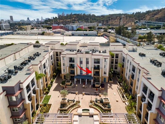 Detail Gallery Image 2 of 27 For 360 W Avenue 26 #225,  Los Angeles,  CA 90031 - 2 Beds | 2 Baths