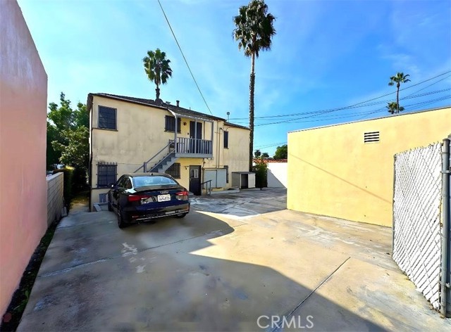 Detail Gallery Image 5 of 6 For 5767 W San Vicente Bld, Los Angeles,  CA 90019 - – Beds | – Baths