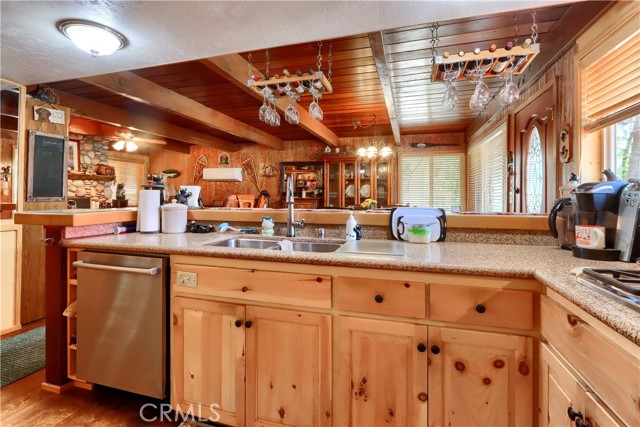 Detail Gallery Image 14 of 57 For 39266 Lupine, Bass Lake,  CA 93604 - 4 Beds | 2/2 Baths