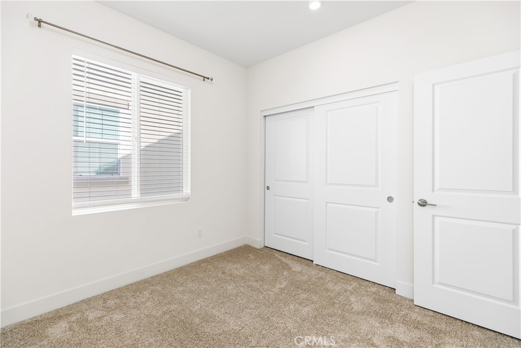 MLS #OC25112851 img 32