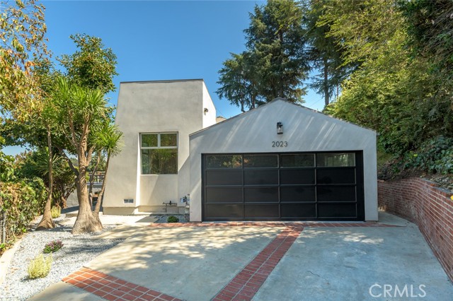 Detail Gallery Image 6 of 71 For 2023 Kenilworth Ave, Los Angeles,  CA 90039 - 3 Beds | 2 Baths