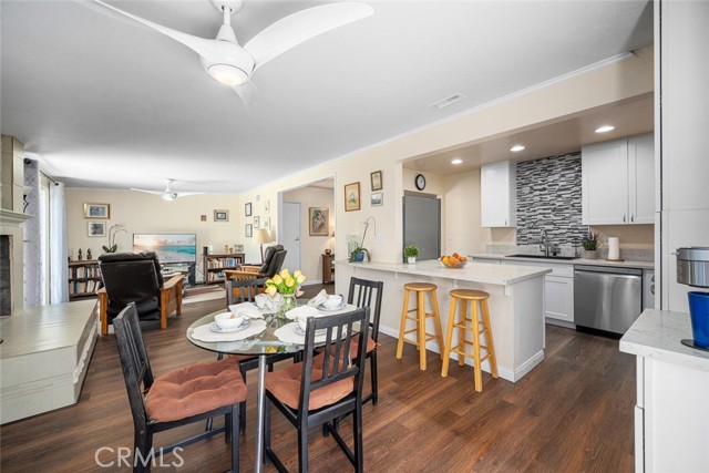 4435 Via Del Prado, Yorba Linda CA: https://media.crmls.org/medias/8e85955e-ce77-4550-b52a-10a13f683eea.jpg