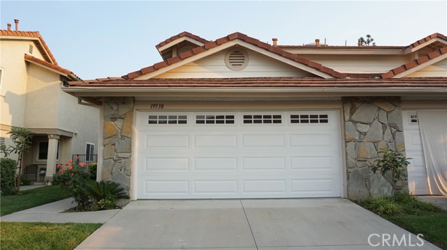 19538 Crystal Ridge Lane, Porter Ranch CA: https://media.crmls.org/medias/8e85a20d-eef5-4a88-8d49-703798d7cf93.jpg