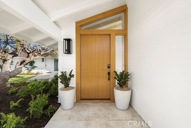 Detail Gallery Image 3 of 32 For 2719 Setting Sun, Corona Del Mar,  CA 92625 - 3 Beds | 2/1 Baths
