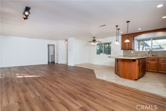 Detail Gallery Image 12 of 42 For 16338 Arena Dr, Ramona,  CA 92065 - 3 Beds | 2 Baths