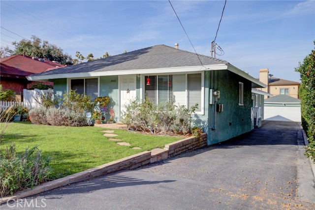 2003 Farrell Avenue, Redondo Beach, California 90278, 5 Bedrooms Bedrooms, ,3 BathroomsBathrooms,Residential,Sold,Farrell,SB22004385