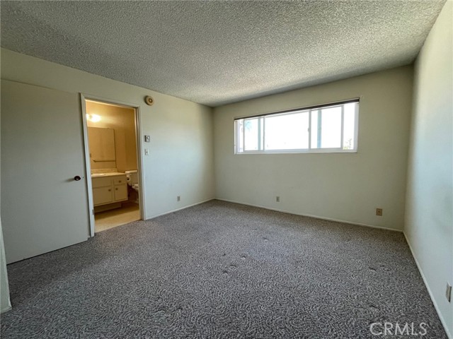 Detail Gallery Image 14 of 22 For 5301 E the Toledo #201,  Long Beach,  CA 90803 - 2 Beds | 2 Baths