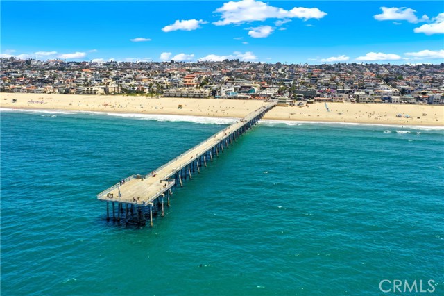 834 15th Street, Hermosa Beach CA: https://media.crmls.org/medias/8e87a4bb-9a22-477d-8c33-98b224cf0ba8.jpg