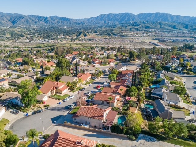 Detail Gallery Image 39 of 39 For 28375 Patricia Hill, Canyon Country,  CA 91387 - 5 Beds | 2/1 Baths