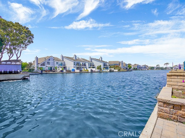 Detail Gallery Image 45 of 63 For 3842 Montego Dr, Huntington Beach,  CA 92649 - 4 Beds | 3 Baths
