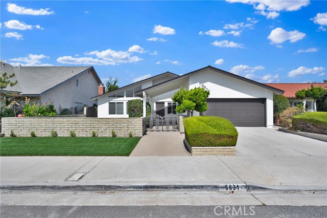 6831 Glen Dr, Huntington Beach, CA 92647