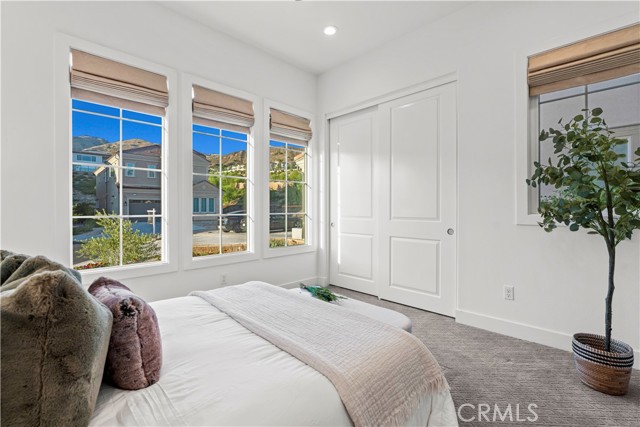 Detail Gallery Image 35 of 53 For 20526 W Deer Grass Ct, Porter Ranch,  CA 91326 - 5 Beds | 5/1 Baths
