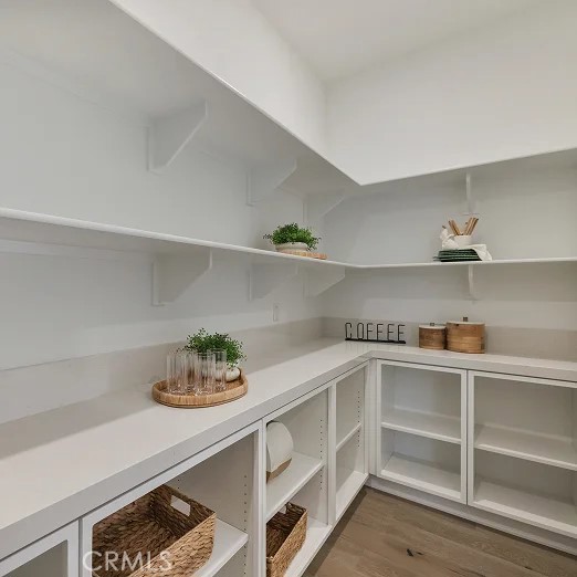 24355 Calle La Roca, Valencia CA: https://media.crmls.org/medias/8e898b80-1dcf-4d28-b2ec-dba31b2ae629.jpg
