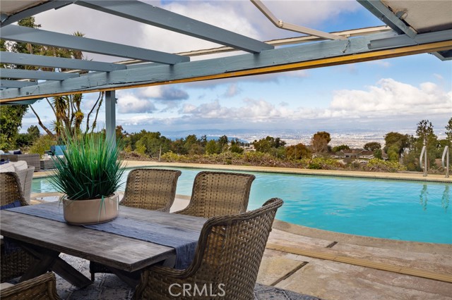 23 Coveview Drive, Rancho Palos Verdes, California 90275, 4 Bedrooms Bedrooms, ,2 BathroomsBathrooms,Residential,Sold,Coveview,SB22007892