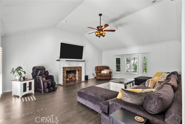 26675 MacMillan Ranch Road, Canyon Country CA: https://media.crmls.org/medias/8e89f68e-5f9d-4cbb-9a5e-7684b3797688.jpg