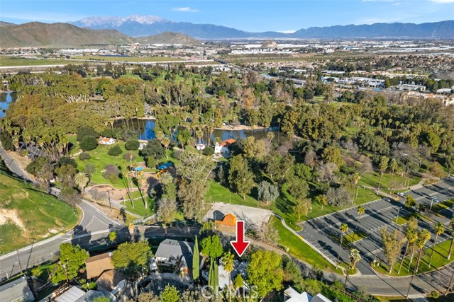 Detail Gallery Image 2 of 41 For 4121 Park View, Riverside,  CA 92501 - 3 Beds | 2/1 Baths