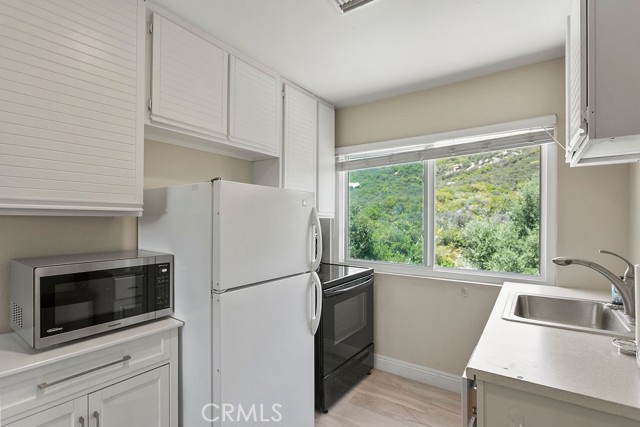 18380 Avenida Caleta, Murrieta CA: https://media.crmls.org/medias/8e8bc006-0811-4aa7-95d7-381c104f6832.jpg