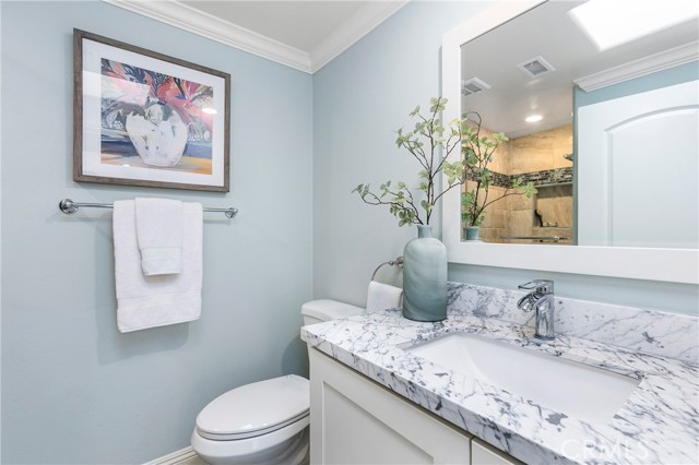 Detail Gallery Image 17 of 32 For 2046 via Mariposa E Unit P, Laguna Woods,  CA 92637 - 2 Beds | 2 Baths