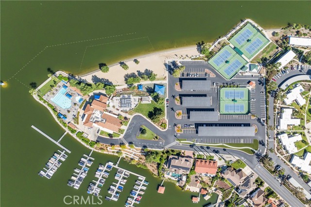 22941 Gold Rush Place, Canyon Lake CA: https://media.crmls.org/medias/8e8c47e2-1132-4460-adf7-6a17af18078d.jpg