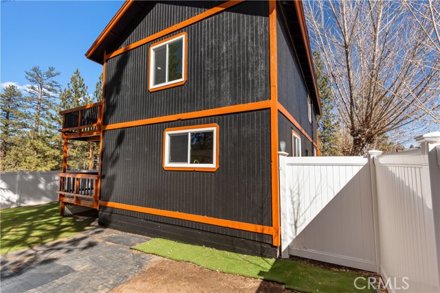 39933 Deer, Big Bear Lake, CA 92315