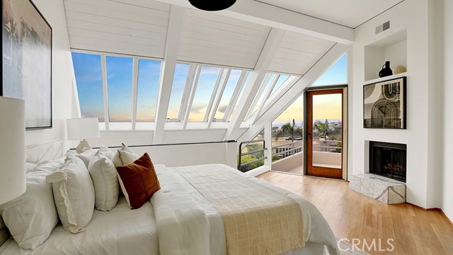 741 Marlin, Laguna Beach CA: https://media.crmls.org/medias/8e8c8b7d-f7ed-4862-b97c-fee65ca94f34.jpg