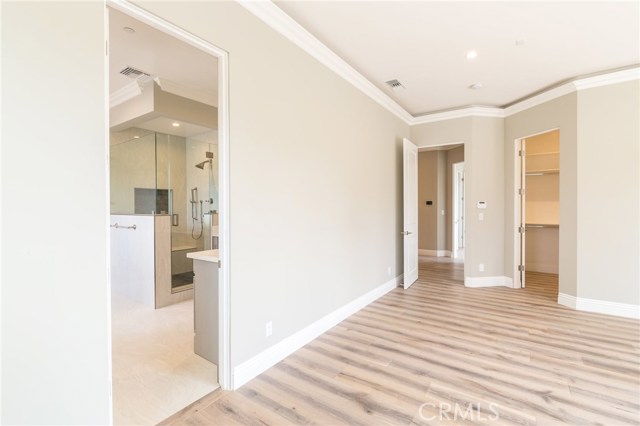 1934 Robinson Street, Redondo Beach, California 90278, 5 Bedrooms Bedrooms, ,2 BathroomsBathrooms,Residential,Sold,Robinson,SB17235587