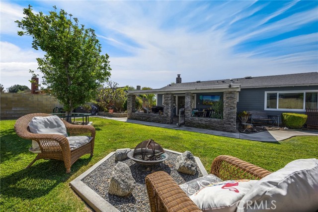 17381 Yorkshire Avenue, Yorba Linda CA: https://media.crmls.org/medias/8e8d0951-ec5b-42b4-b365-5dc64b7af382.jpg