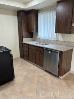 Detail Gallery Image 5 of 7 For 313 Wilma Cir #B,  Placentia,  CA 92870 - 2 Beds | 1/1 Baths
