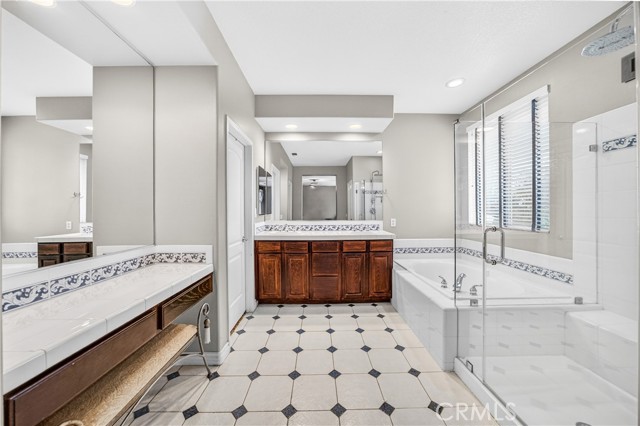 Detail Gallery Image 29 of 62 For 43898 Carentan Dr, Temecula,  CA 92592 - 5 Beds | 3 Baths