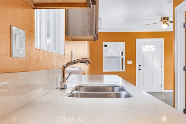 Detail Gallery Image 24 of 38 For 2146 E Lucien, Compton,  CA 90222 - 3 Beds | 2 Baths