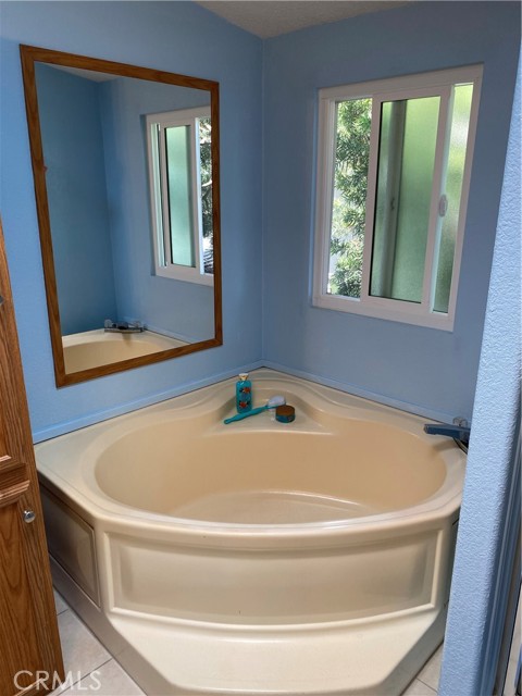 80 Huntington, Huntington Beach CA: https://media.crmls.org/medias/8e8dcbd3-fc53-44f7-8632-75abc02f118a.jpg