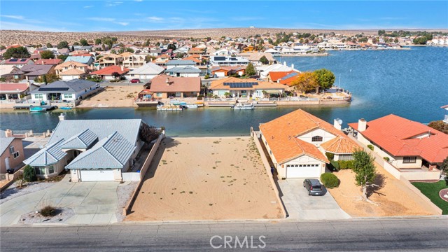 Detail Gallery Image 4 of 13 For 26938 Lakeview, Helendale,  CA 92342 - – Beds | – Baths