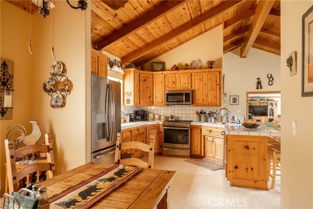 Detail Gallery Image 28 of 45 For 2196 Mariposa Ln, Big Bear City,  CA 92314 - 4 Beds | 2/1 Baths