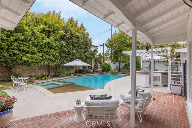 Detail Gallery Image 34 of 70 For 4225 Myrtle Ave, Long Beach,  CA 90807 - 5 Beds | 3/1 Baths