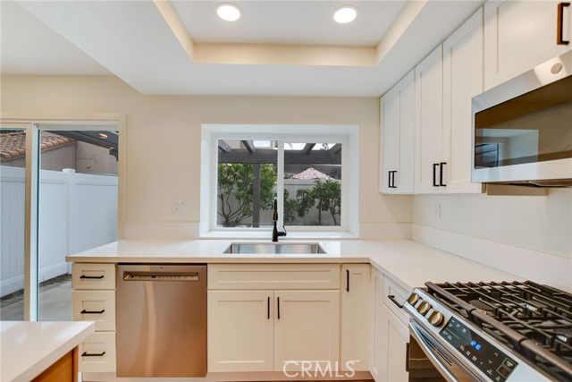 941 Kensington Drive, Redlands CA: https://media.crmls.org/medias/8e9054a0-2c3a-4f47-ae8a-768bc47cc31d.jpg