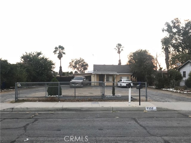 9332 Acacia Ave, Fontana, CA 92335