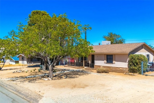 Detail Gallery Image 4 of 54 For 7765 Inca Trl, Yucca Valley,  CA 92284 - 2 Beds | 1 Baths