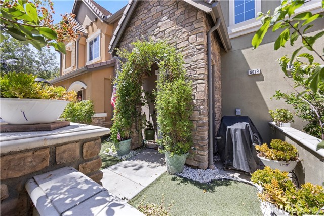 Detail Gallery Image 2 of 28 For 8029 Spencer St, Chino,  CA 91708 - 2 Beds | 2/1 Baths