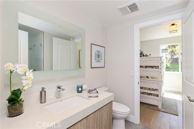 8 Bethpage Lane, Phillips Ranch CA: https://media.crmls.org/medias/8e91f0e1-99a8-4501-9e47-0a0f58e56656.jpg