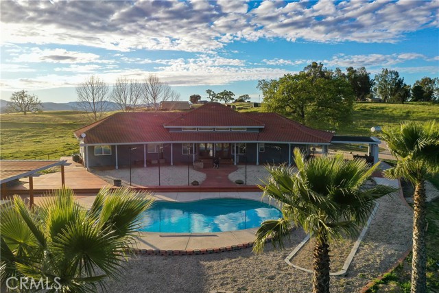 Detail Gallery Image 6 of 29 For 67911 Jolon Rd, Lockwood,  CA 93932 - 5 Beds | 2/1 Baths