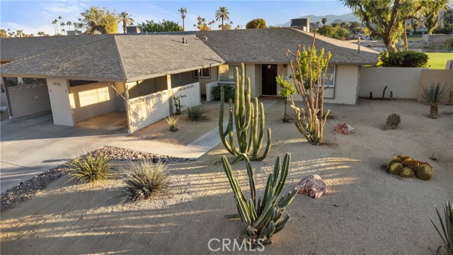 Detail Gallery Image 8 of 37 For 77725 Michigan Dr. 1a,  Palm Desert,  CA 92211 - 2 Beds | 2 Baths