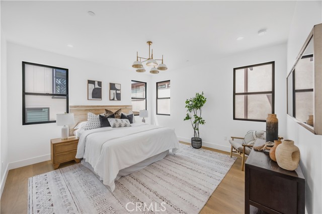924 17th St, Hermosa Beach CA: https://media.crmls.org/medias/8e92de99-7cdd-4274-8ea8-c4cfe19ba3fc.jpg