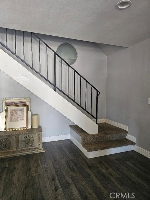 1193 E Foster Road, Santa Maria CA: https://media.crmls.org/medias/8e93633c-4777-49be-8eec-387a5d7a9997.jpg