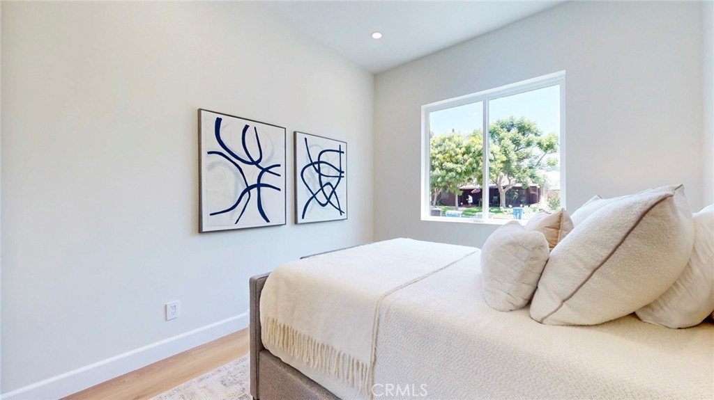 8E93A2A1 70C5 4666 9F03 6C471F33E7Bd 421 N Catalina Street, Burbank, Ca 91505 &Lt;Span Style='BackgroundColor:transparent;Padding:0Px;'&Gt; &Lt;Small&Gt; &Lt;I&Gt; &Lt;/I&Gt; &Lt;/Small&Gt;&Lt;/Span&Gt;