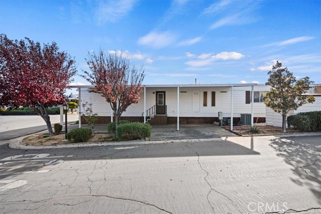 Detail Gallery Image 6 of 34 For 54999 Martinez Trl #65,  Yucca Valley,  CA 92284 - 2 Beds | 2 Baths