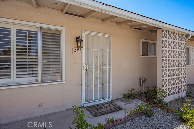 Detail Gallery Image 4 of 25 For 291 Mary Ln, Hemet,  CA 92543 - 2 Beds | 2 Baths