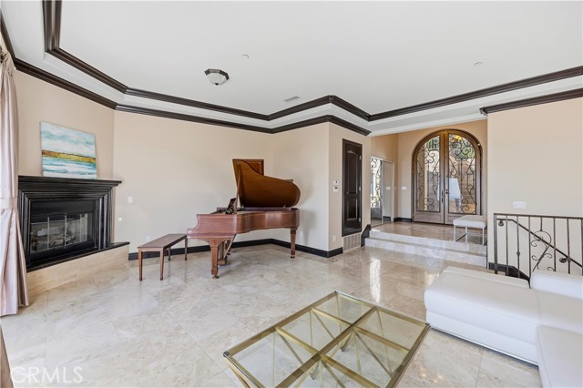 Image 3 of 36 For 2030 Hanscom Drive